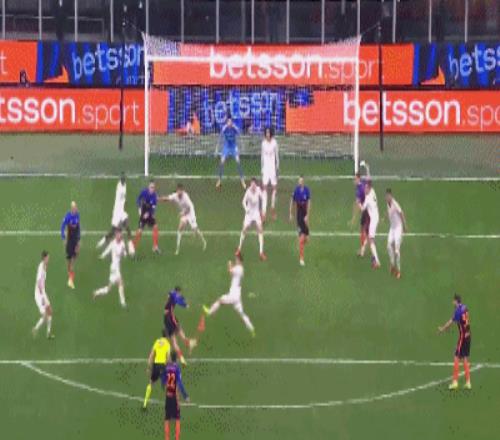 中国冰壶男,队逆风翻盘,胜德国,万博体育,ManBetX,万博体育网址,万博app,万博官网,万博集团