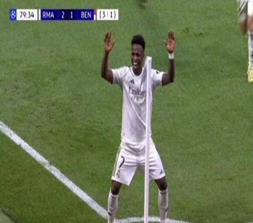 库里三分球,数迈过,里程碑,万博体育,ManBetX,万博体育网址,万博app,万博官网,万博集团